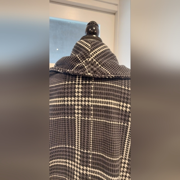 Plaid Women's Jacket - Black and White - Picture 8 of 13